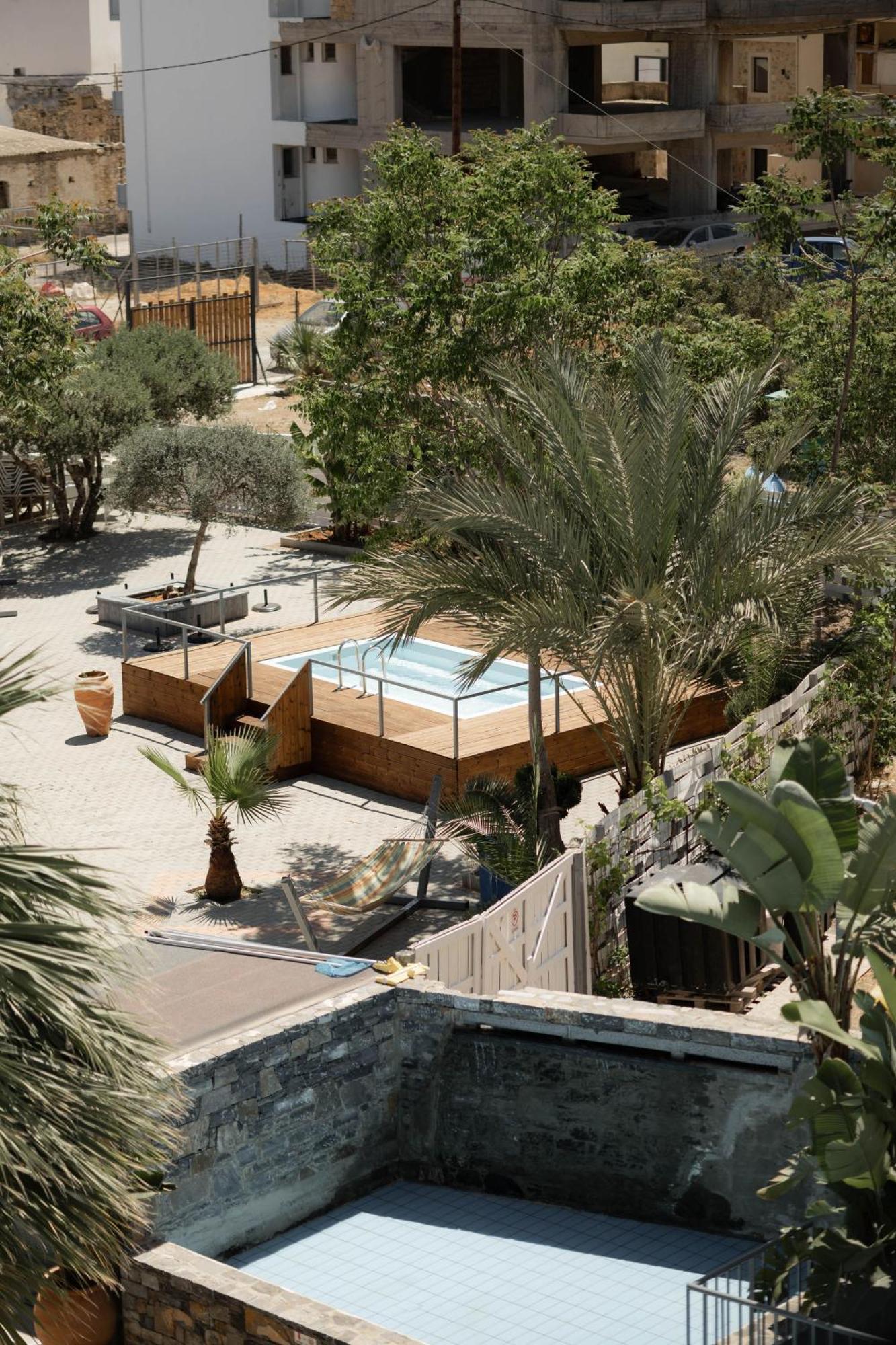 Pollis Hotel Hersonissos  Esterno foto